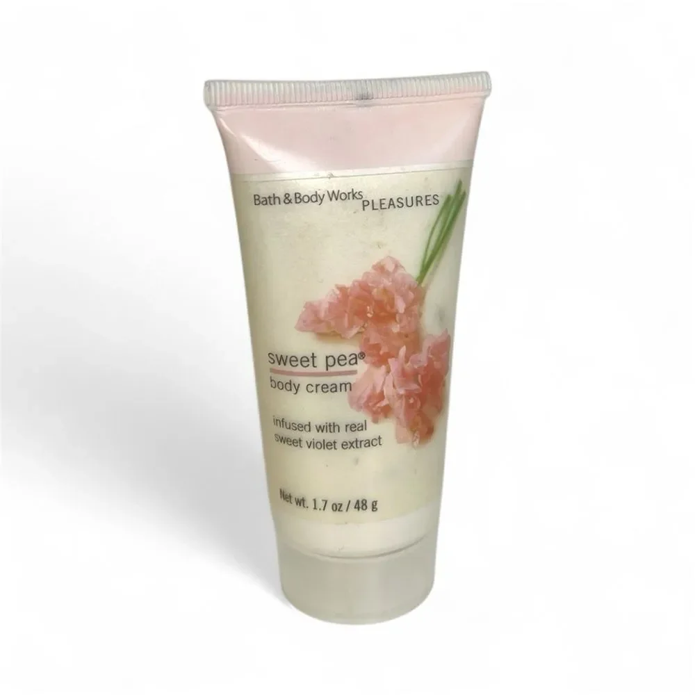 Bath and Bodyworks Pleasures Sweet Pea Body Cream